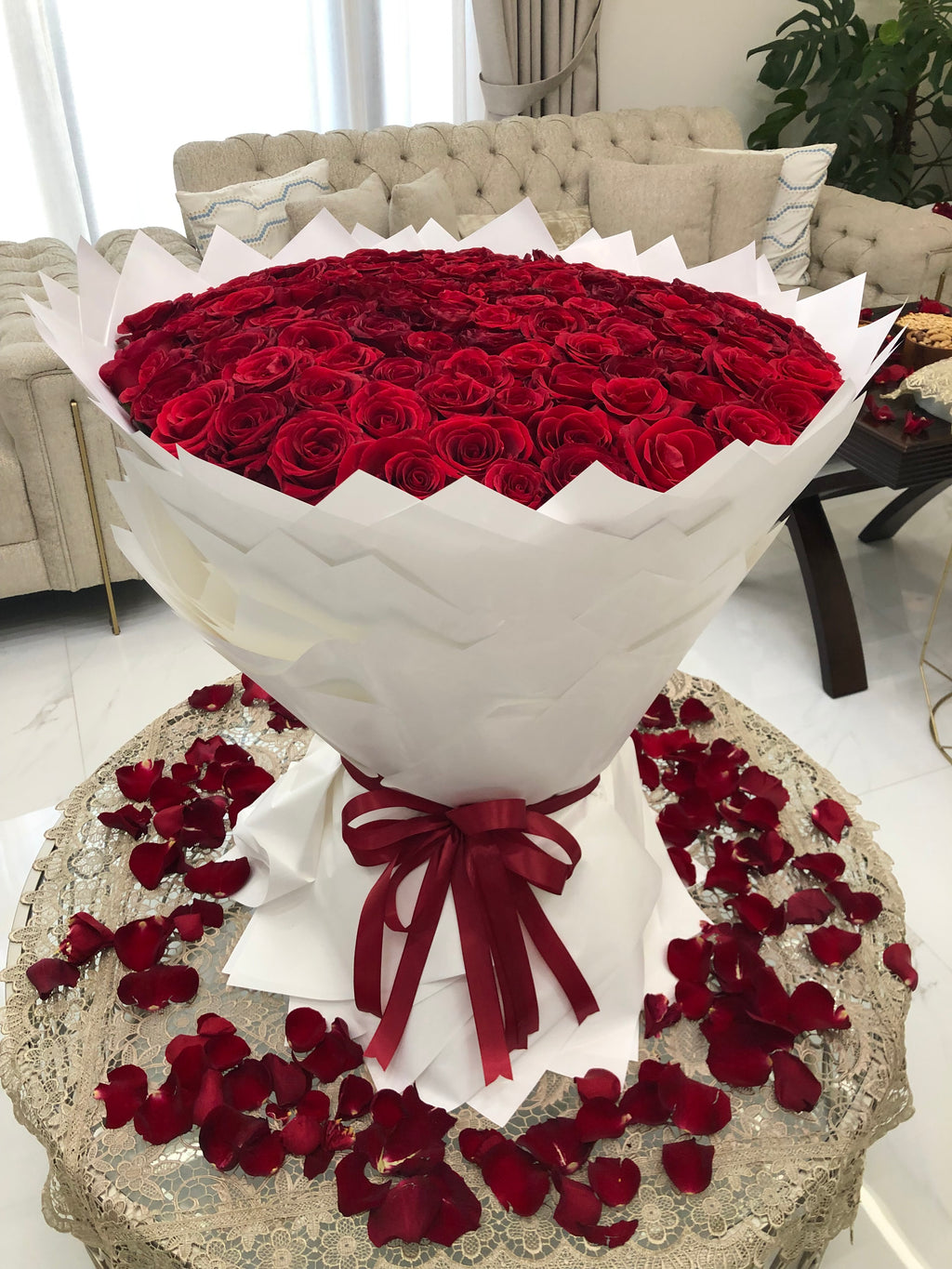 101 Red Roses Bouquet (White Wrapping)