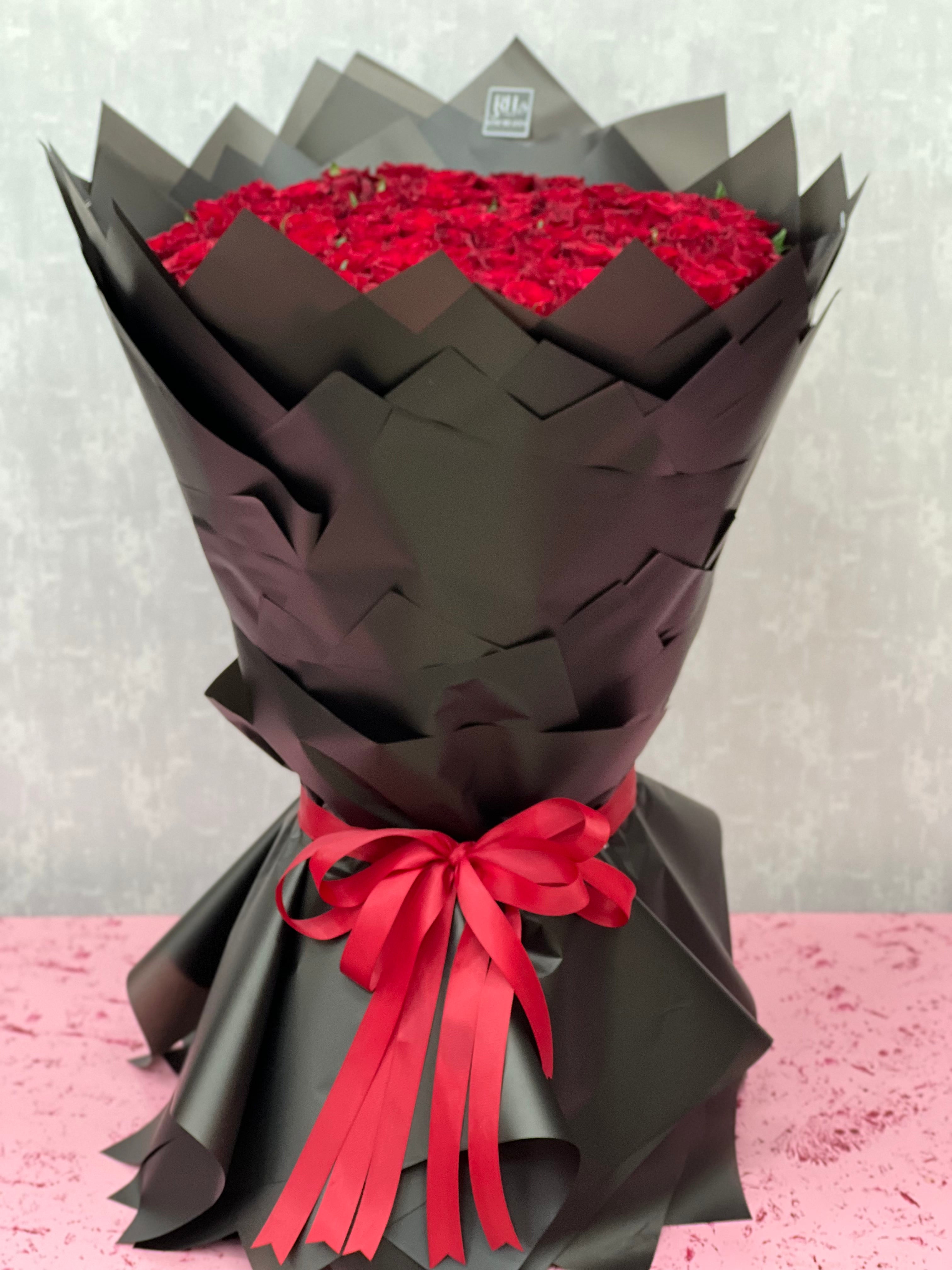 Midnight Explorer Bouquet